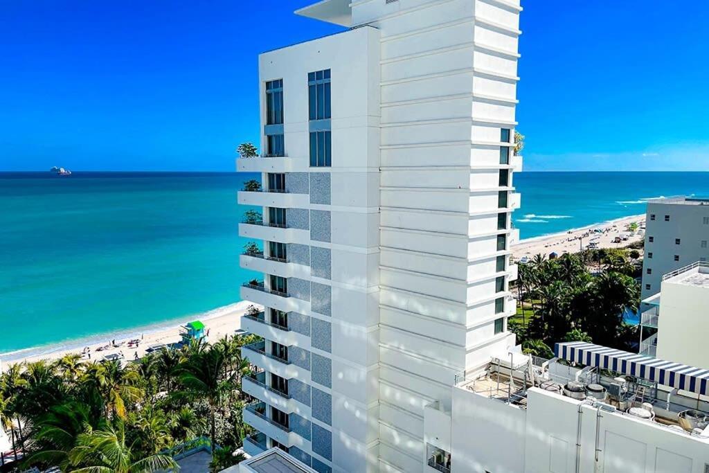 Fontainebleau Resort Balcony W Ocean And City View Miami Beach Exterior foto